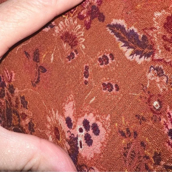 Mason & Belle Button & Loop Closure Tunic - Rustic Floral - size Medium - Picture 2 of 5